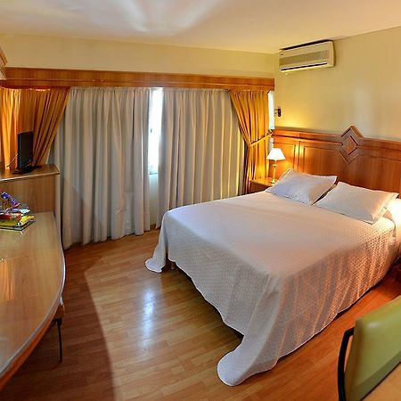 Hotel London Palace Монтевидео Экстерьер фото