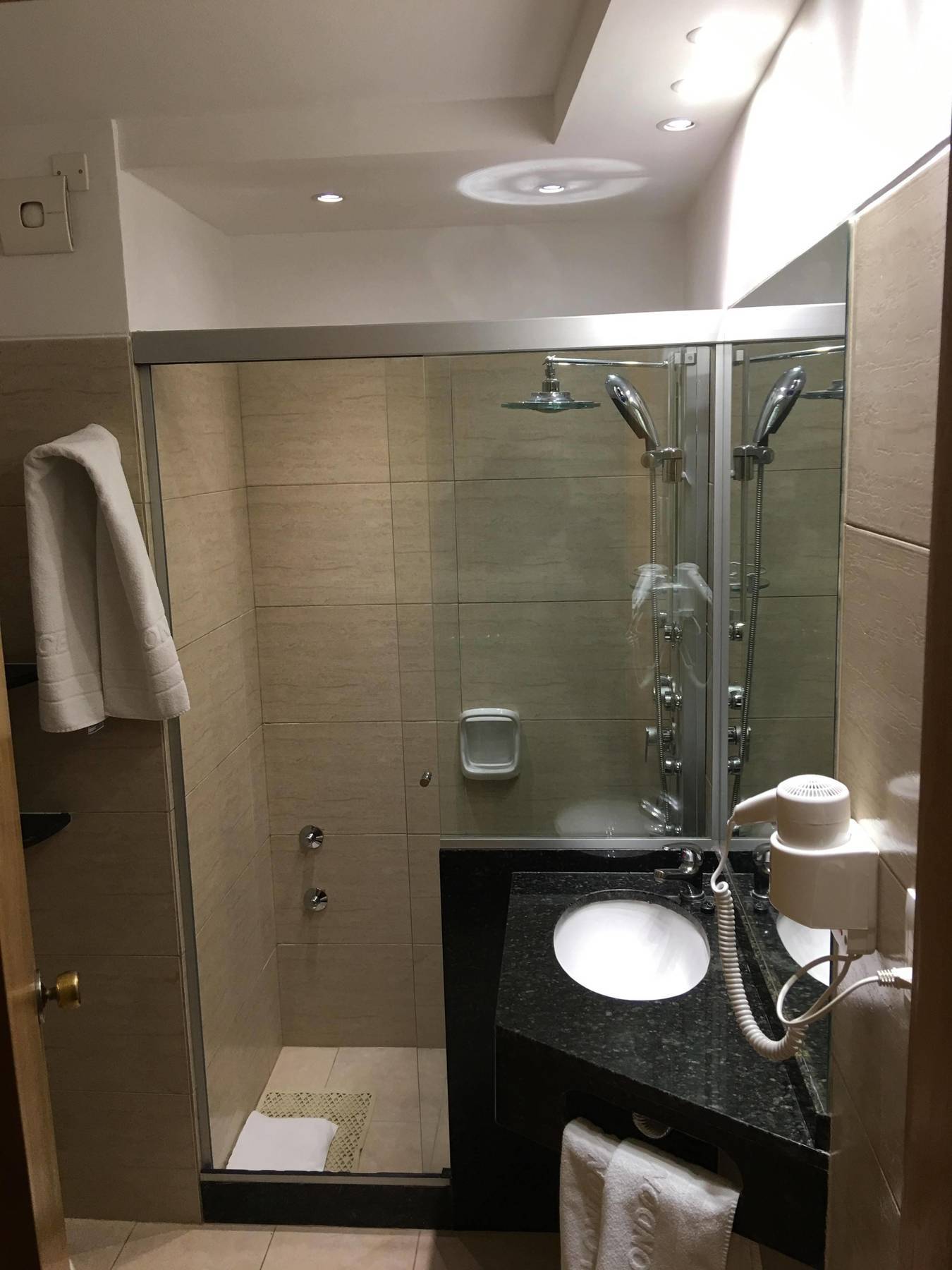 Hotel London Palace Монтевидео Экстерьер фото